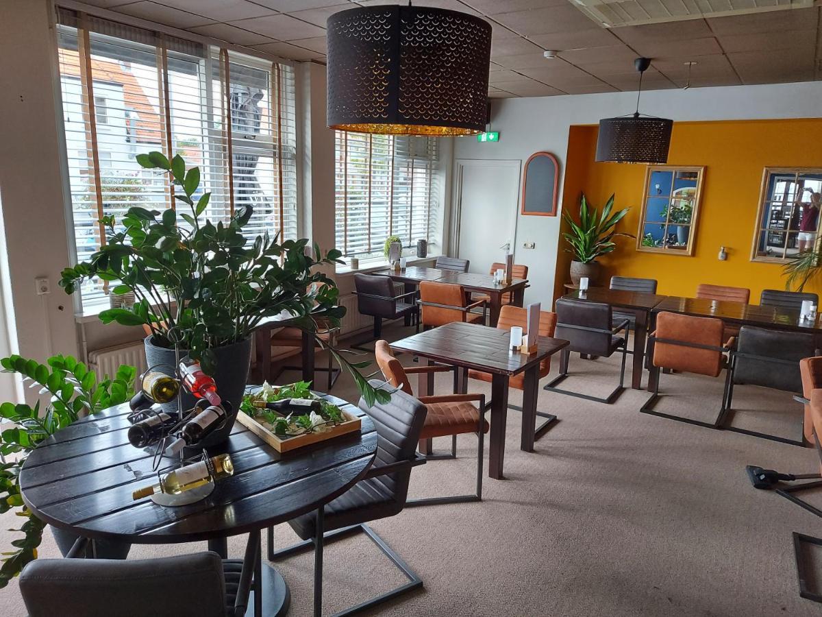 Hotel De Zwaan Schoondijke Экстерьер фото