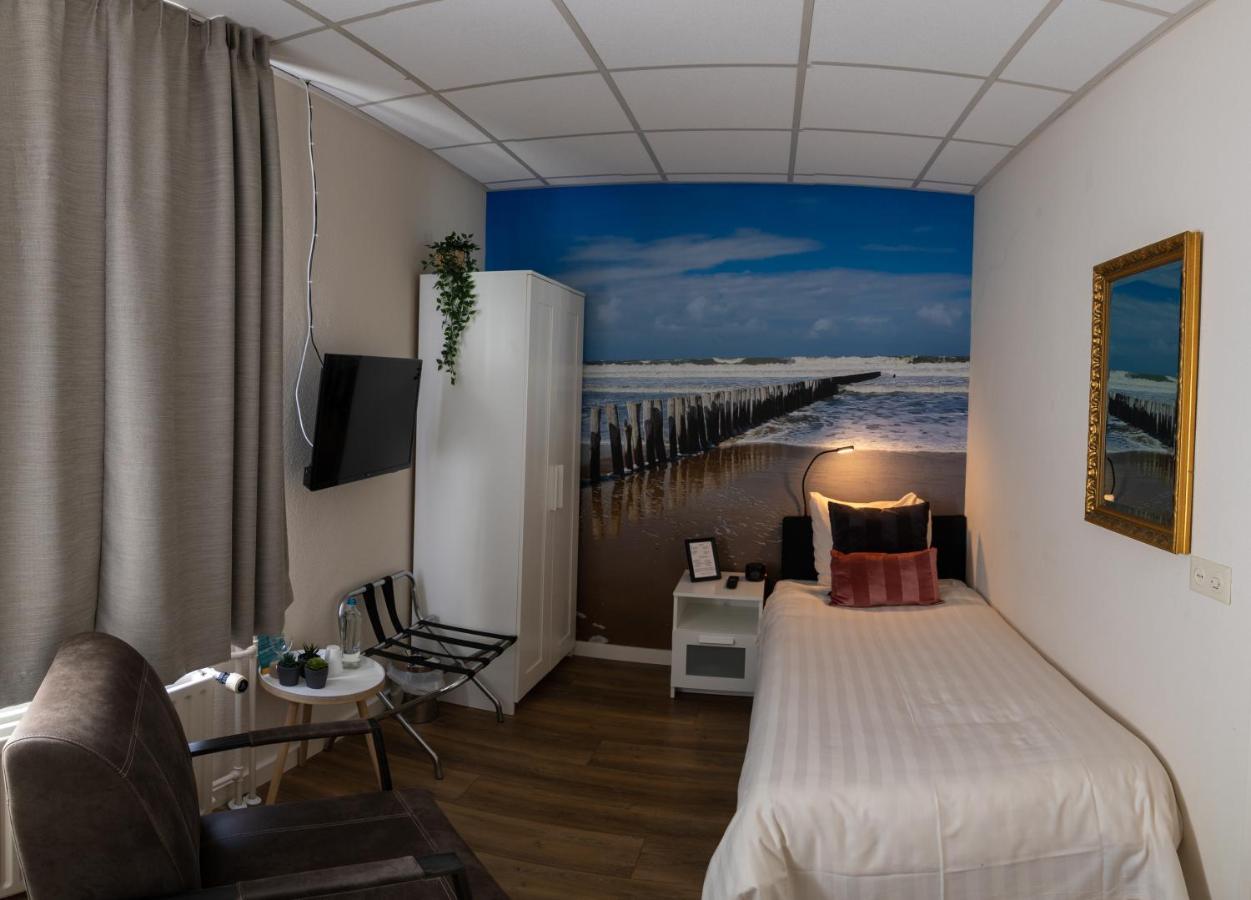Hotel De Zwaan Schoondijke Экстерьер фото