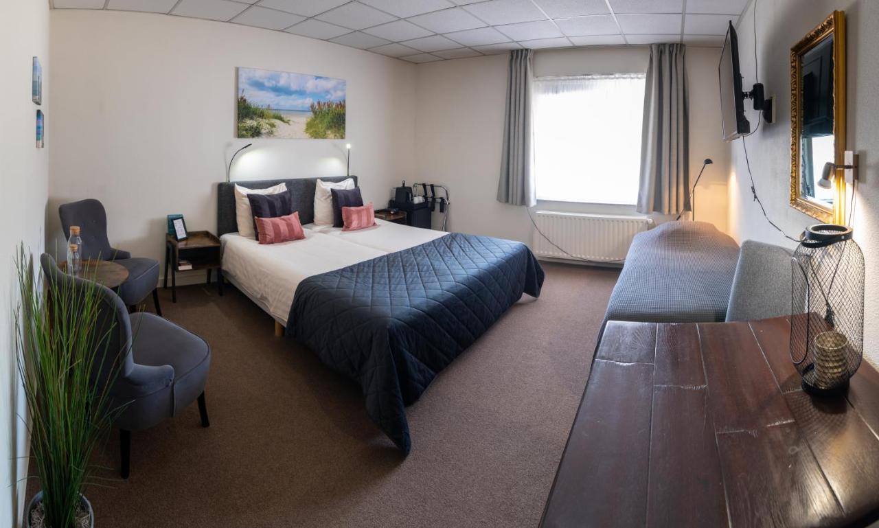 Hotel De Zwaan Schoondijke Экстерьер фото
